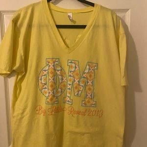 Phi Mu Big Little Reveal v-neck